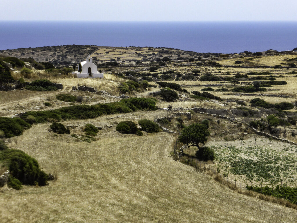 A walk to Panagia and Livadi Beach
