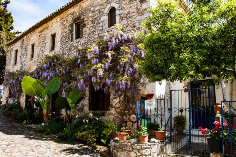 Exploring Kardamyli and Making Connections