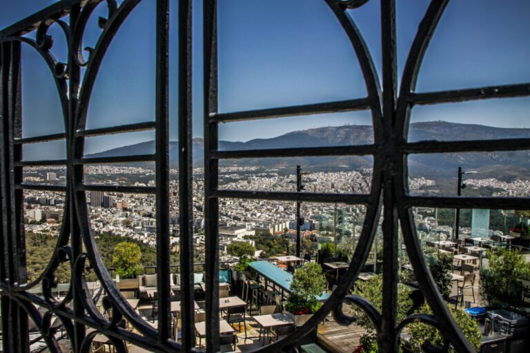 Athens in 27000 Steps and a Touch of Vertigo!