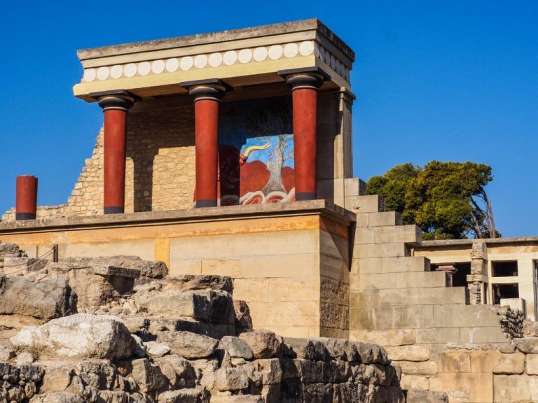 Knossos – Feeling the Spirit of Theseus