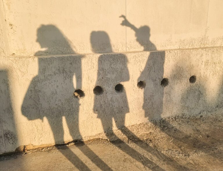 Further Explorations of Ios – Not a Party in Sight!