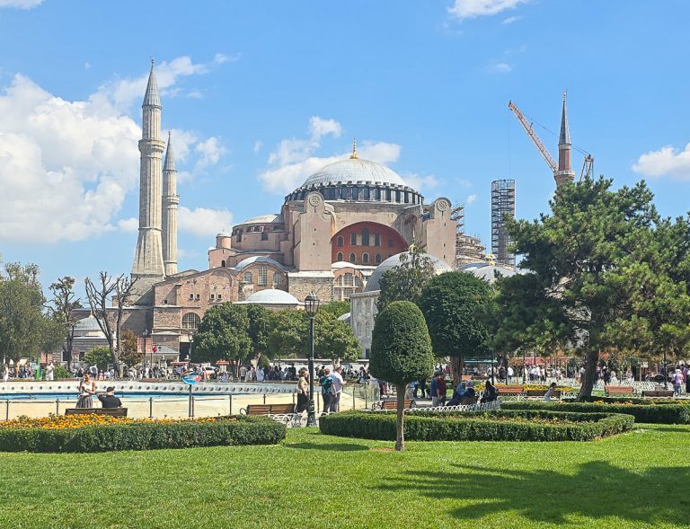 Echoes of Greece across the Aegean