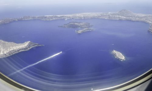 Santorini 2015 - Coming into land