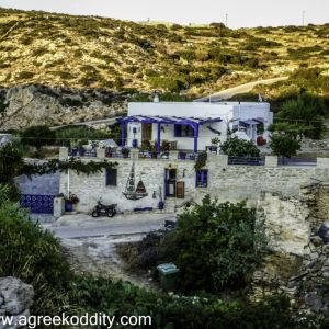 Iraklia 2015 - Walk down to the port