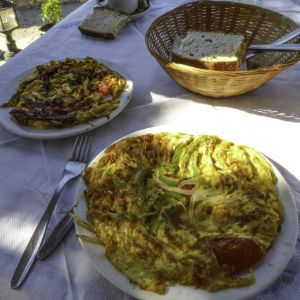 Schinoussa 2015 - Taverna To Petrino