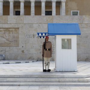 Evzones, Syntagma Square