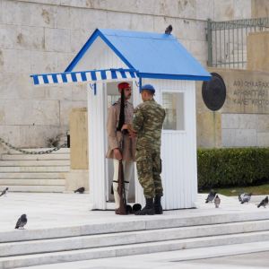 Evzones, Syntagma Square