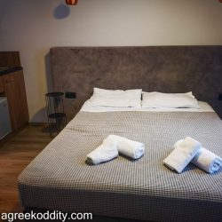 Enattica Monastiraki Living