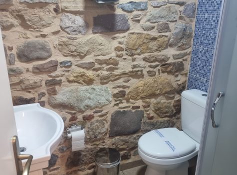 Chios 2022 Bathroom at Cityzen Apartments and Studios