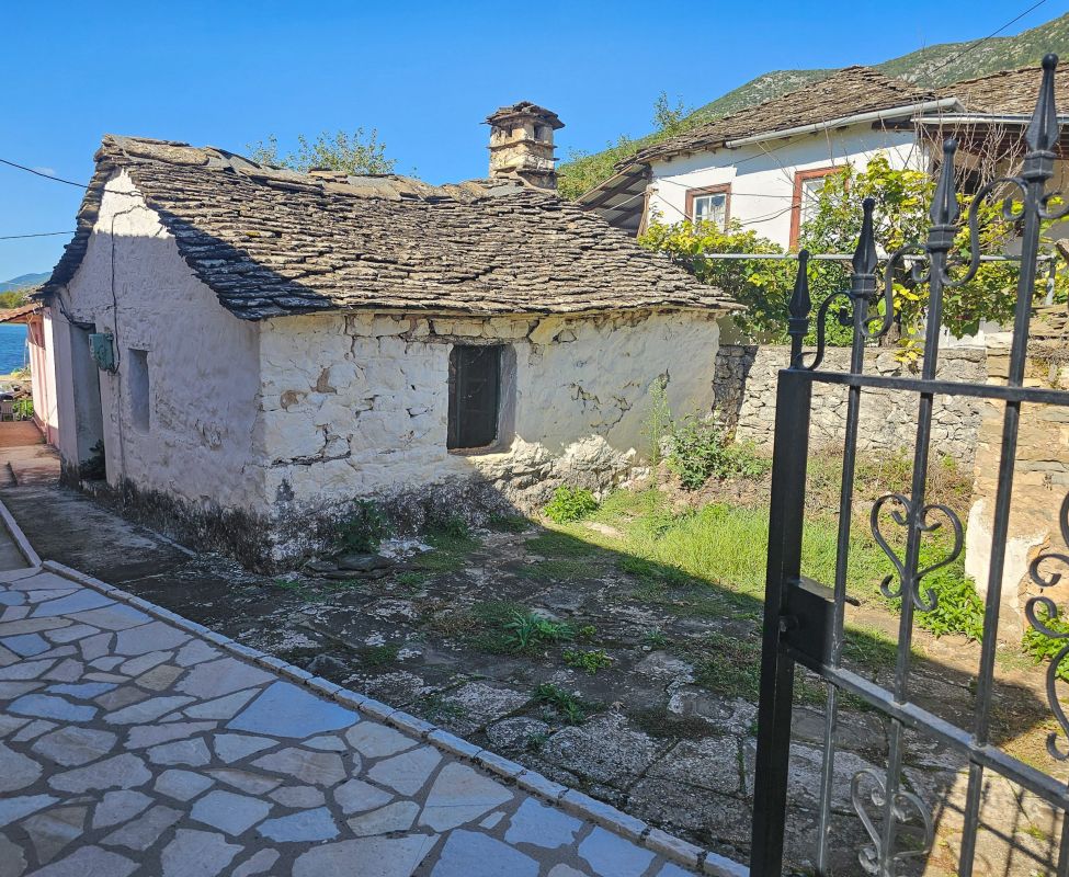 The Island, Ioannina