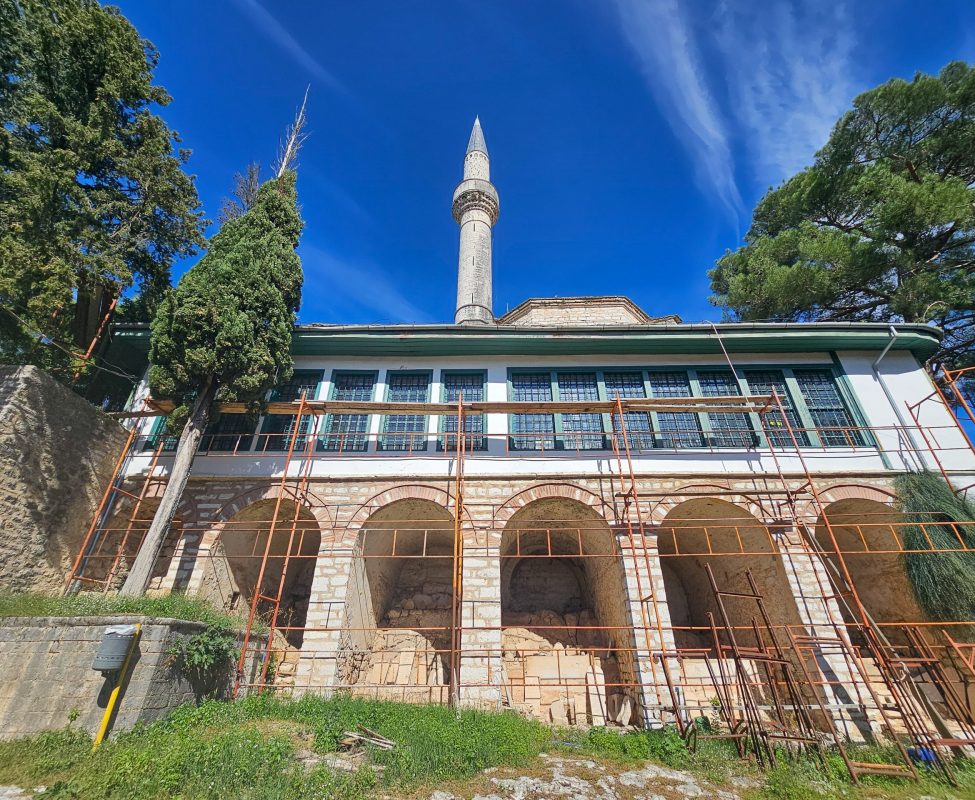 Aslan Pasha Mosque