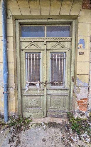 Florina Doors