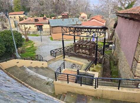 Mill of Water and Five Senses