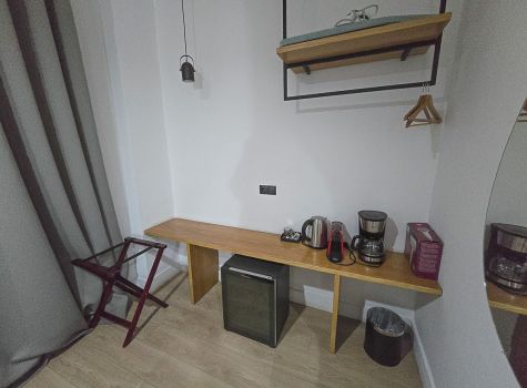 Maroon Bottle Luxury Suites