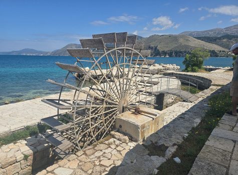 Walk to Argostoli Sinkholes