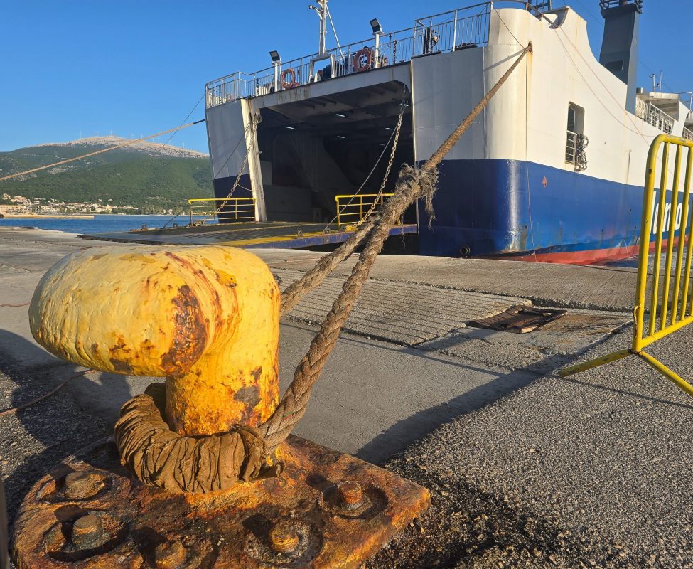 Ferry Ionio Pelagos