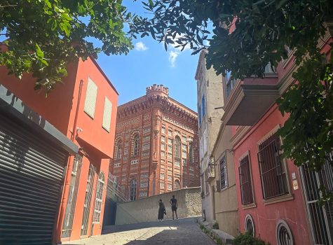 Red School, Fener