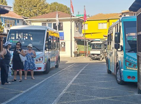 Electric bus