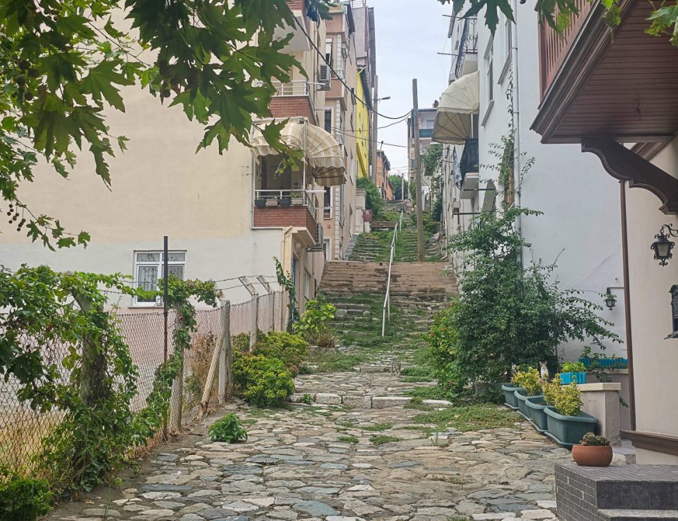 Marmara Town