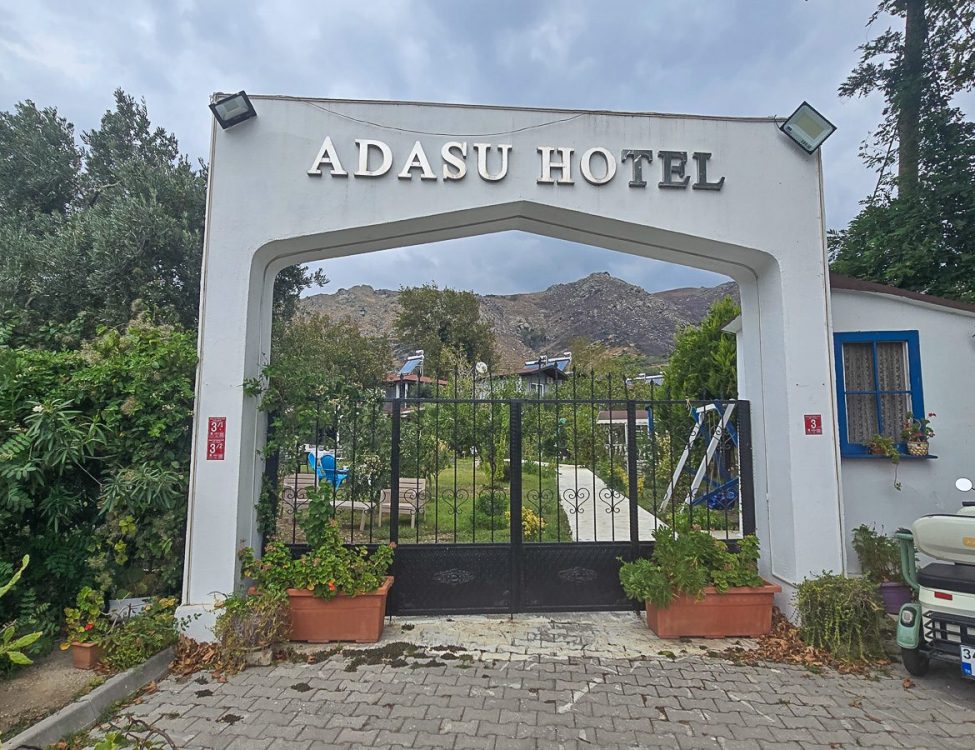 Adasu Hotel