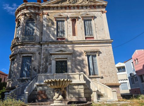 Achilleas Vournazos Mansion View of the Achilleas Vournazos Mansion, Mytilene