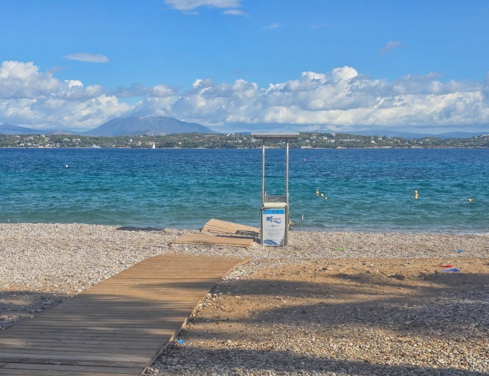 View of the Sea Track facility at Paralia Agios Mamas, Spetses