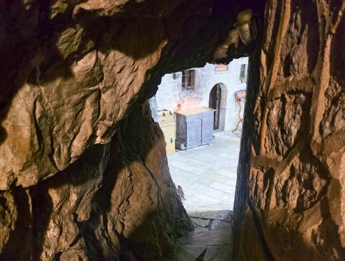 Kipina Monastery interior