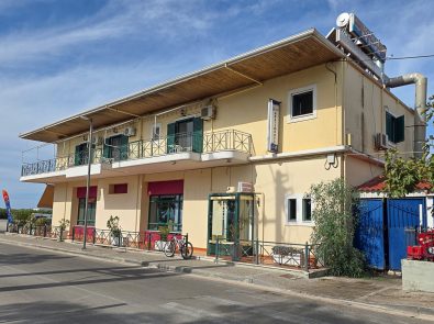 Island Apartments Tourlida